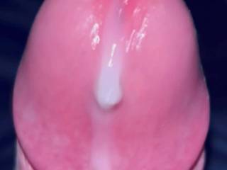 Slow and long orgasm as the cum keeps flowing, all thanks to the massage toy