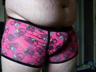 my bulge in tight boxers
