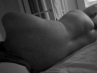 She\'s asking to be woken up by a tongue deep in her anus! I do it every day! Who would take my place?
