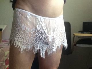 Lacy frilly knickers for a summery day