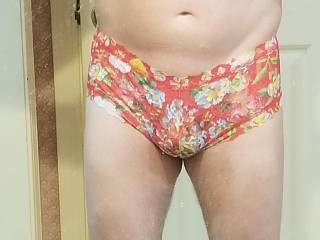 I think Flowers on my panties are appropriate to express my femininity!