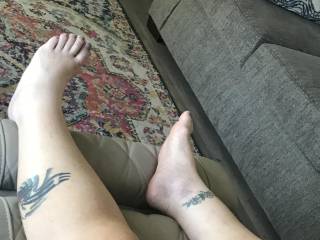 A look at wife’s feet again.