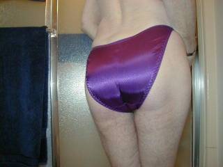 ass in purple panties