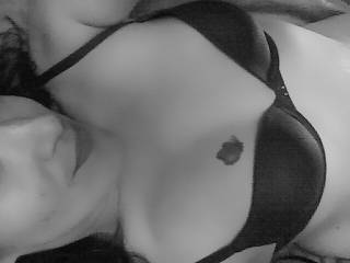 hello darling...i d love to make photos of my cock on ur face....would u like to see it? pls message me ;)