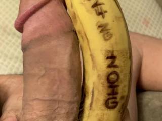 The actual banana is 8.5 inches long and 5.5 inches in diameter…. How do I measure up?!?!