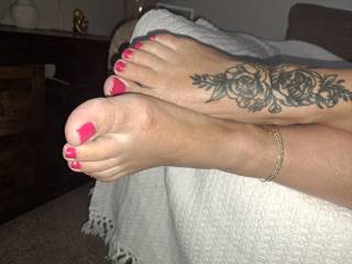 Wife\'s sexy feet