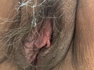 ZilahLuz yummy hairy pussy in the morning.