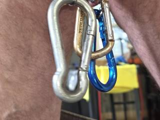 Just added some weight to stretch my piercings for the 10G\' BIGGER