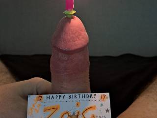 Happy 17th (17 is on it now to qualify for theme submission) ... still not old enough for a beer 😄🍻 but if look closely there is a little frosting (precum) to taste 🎂😋🕯🔥💦🍆