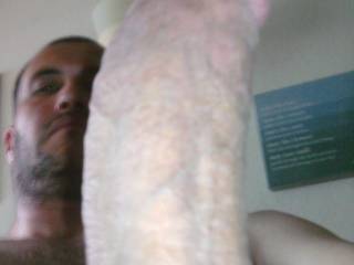 i wish my dick was as big as it looks in this pic!! how big does it look?