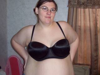 Wife trying on her new bra, anyone wanna help her take it off?