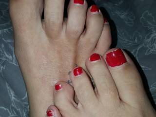 Trying to find the perfect tone for the toes any idea's my fellow Zoigers xxxx
