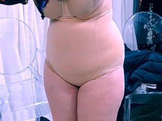 Watch me get undressed