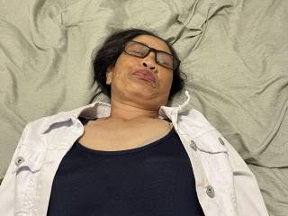 Glasses facial
