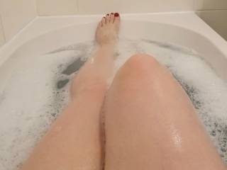 I\'m feeling lonely, all wet and slippery and no-one to share it with