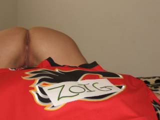 Yeah I do. That's the game where I chase you around the bed with my stick, right?