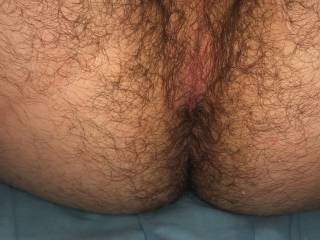 Feeling pretty lonely tonight, need someone to slip in