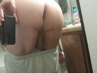 Just a pic of my ass with my balls showing...