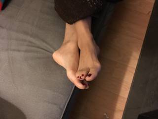 What do think of my wifes feet?