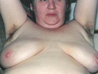 Blick auf ihre Titten und saugbare Nippel / A view of her breasts and suckable nipples