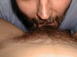 love to feel his beard on my hairy pussy...you have a beard