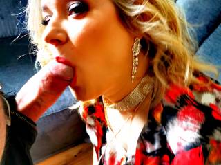 Pretty amateur teacher Karen like exposed tits and pussy,suck dick