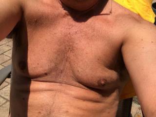 Who else likes to sit nude in the sun? Come join me.