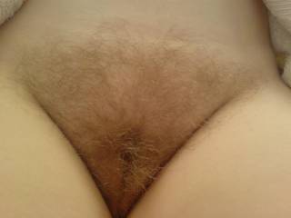 Hi guys, another of me for all you hairy pussy lovers, love sarah x