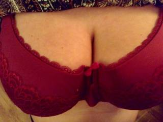 Just love my wife\'s bra and hope you all do too