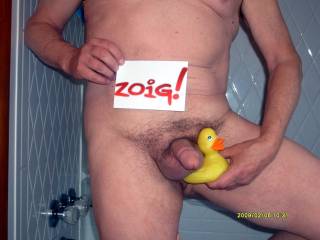 Does anyone want to play with my ducky?