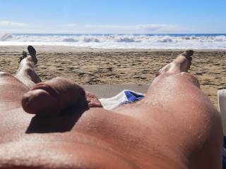 Enjoy the nudist beach on Gran Canaria 😎👍