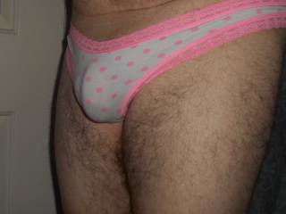 I'd love to kneel and kiss your panty bulge