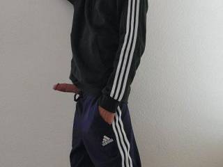 Sweat outfit advertising?