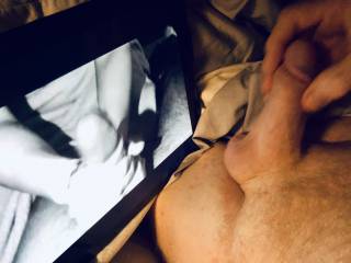 You have to see this handjob video by beautifullovers.