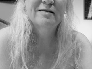 Femme Sexuelle - Noir et Blanc Classique: "Fuck My Tits"