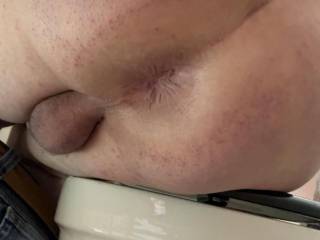 Feeling so horny at work.