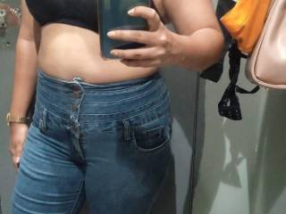 Sexy locked room sri lankan babe