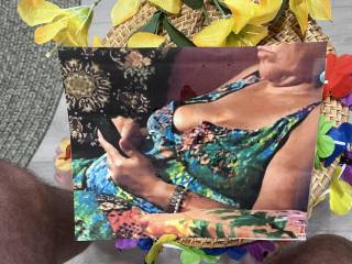 Marie texting me that she is waiting for her spring cum shower 🍆💦💦💦