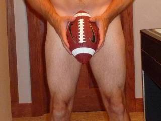 funny...but if she gets a ball ...I bet so sexy :)