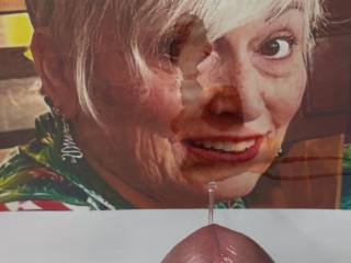 Marie did not authorized me to cum since days. Today I was only authorized to produce precum on this picture. No cum.