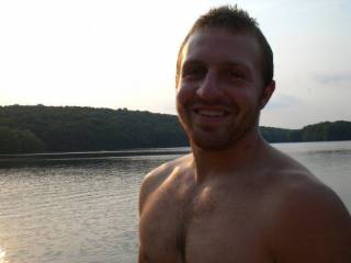 great smile, very sexy chest...Nikki