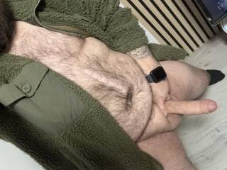 Do you like your men thicc and hairy?