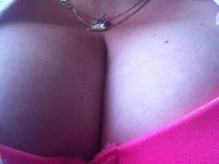 hubby loves my cleavage