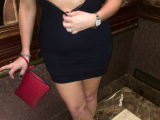 Love showing my hot nipples in the elevator! Hope you boys like?