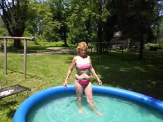Who wants a ho in my pool?