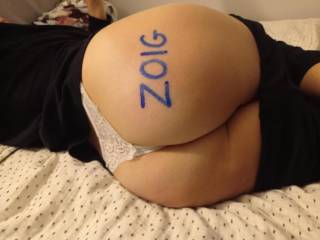 Just showing my big round booty :P