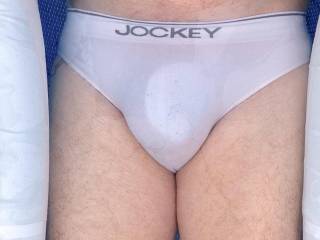 No please, you can ask "Jockey" to stay too! The more the merrier. Excellent view. Thx.