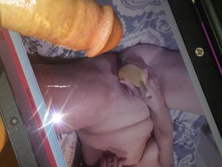 Here I am doing my 2nd tribute to the lovely and sweet  XXXMilfDevon