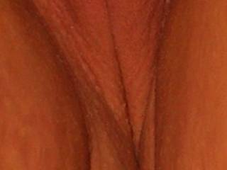 That is a very pretty smooth slit !! Could use a splash of hot cum to be sure !! Stay seXXXy