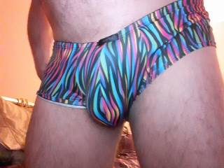 Colorful bulge.😏😈